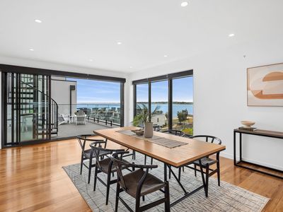 1 / 5 Balmoral Crescent, Rippleside