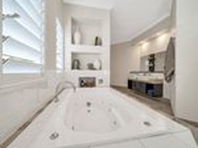 61 Fretwell Road, White Rock