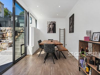 46 The Glen Road, Bardwell Valley