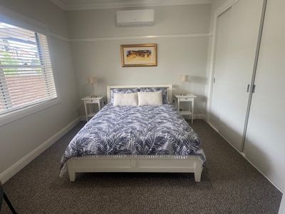 1 / 3 ELIZABETH STREET, North Tamworth