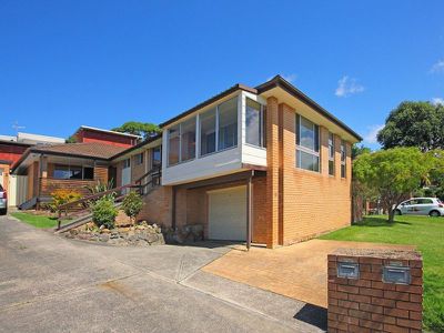 1 / 12 Buchan Street, Mollymook