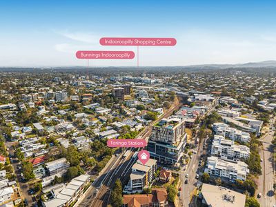 1 / 3 Harrys Road , Taringa