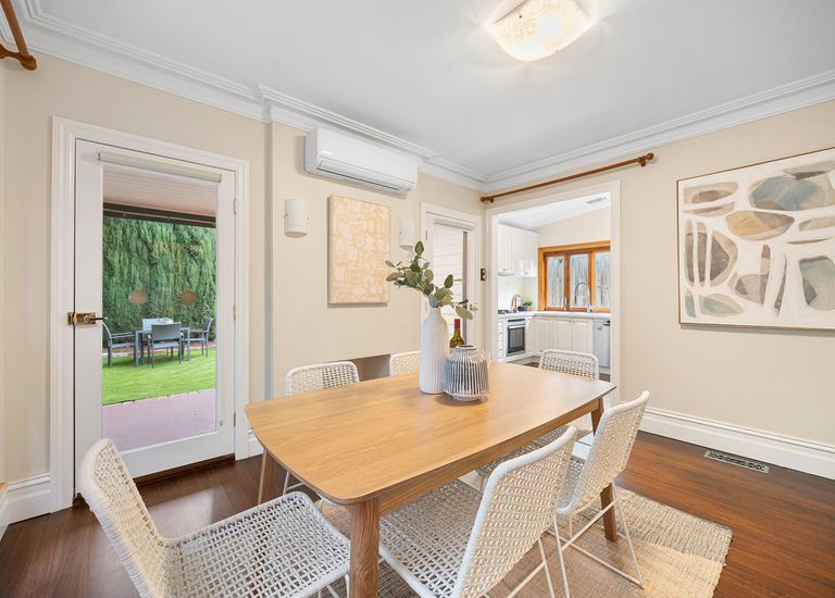 106 Barkers Road, Hawthorn