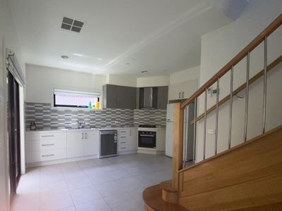 1 / 18 Hilton Street, Hadfield
