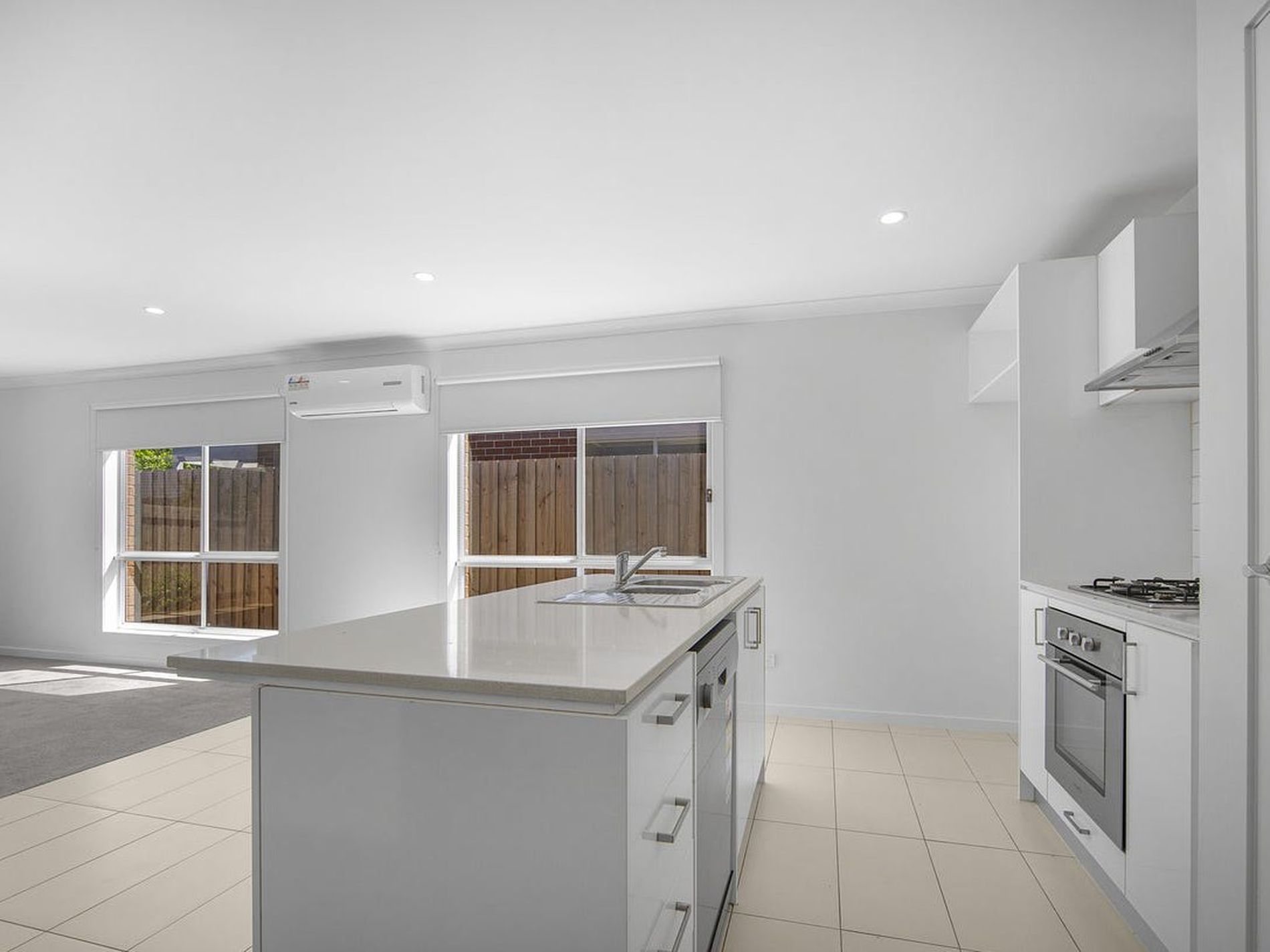 14 Barlow Circuit, Tarneit