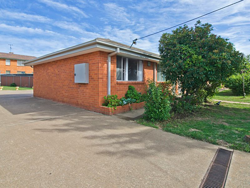 1 / 6 Killard Street, Queanbeyan