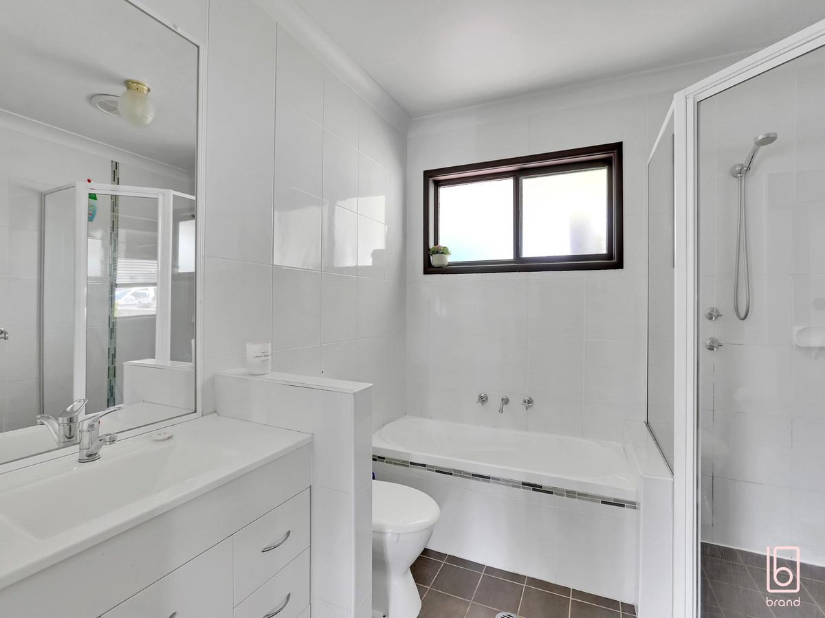 83 Ocean View Road, Gorokan