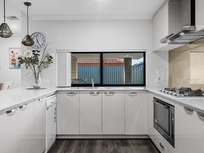 24 Cadaga Way, Piara Waters