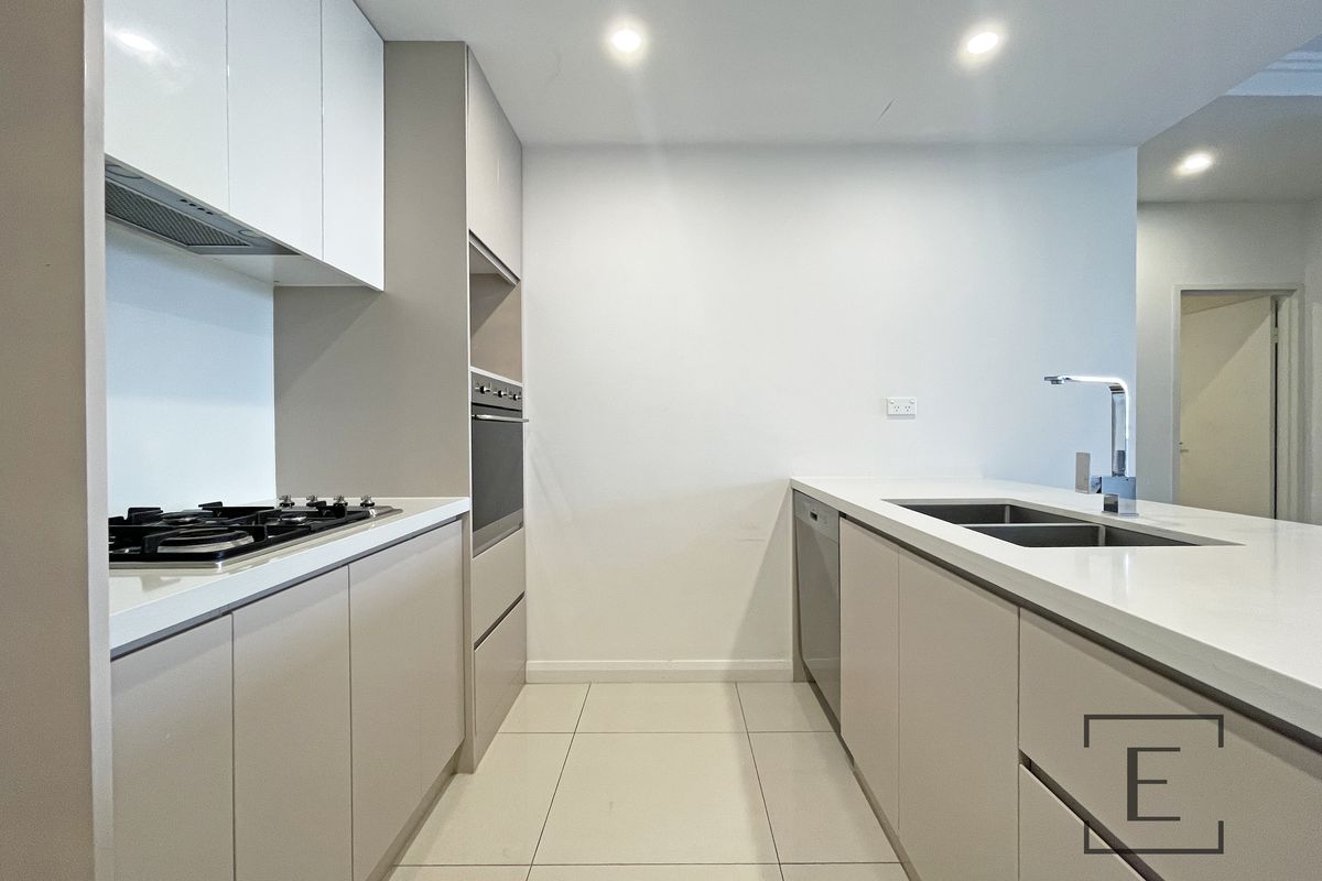 303 / 4 Smallwood Avenue, Homebush