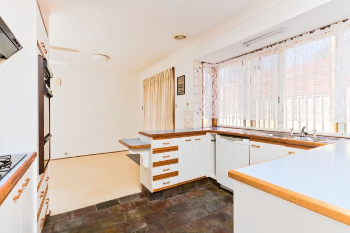 1 Letitia, Green Point