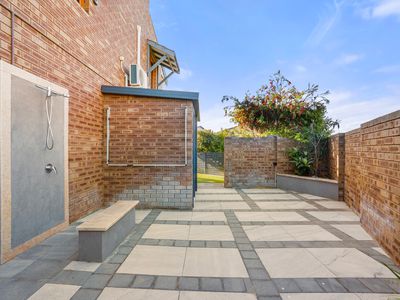 9 / 16 ARCADIA DRIVE, Shoalwater