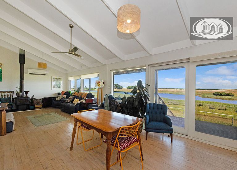 8095 Princes Highway, Narrawong