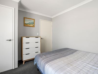 19 Calamocha Way, Piara Waters