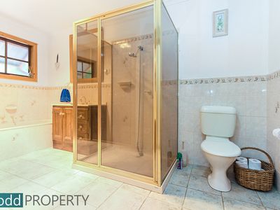 16 Thompsons Lane, Heathcote