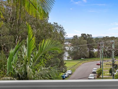 24 Pipers Bay Drive, Forster