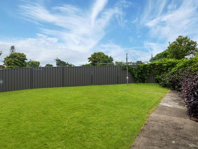 15 Lamorna Street, Rochedale South