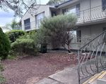2 / 5 Fourth Road, Armadale