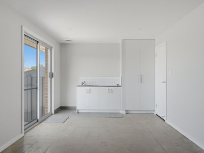 50a & 50b Deavan Drive , Shorewell Park
