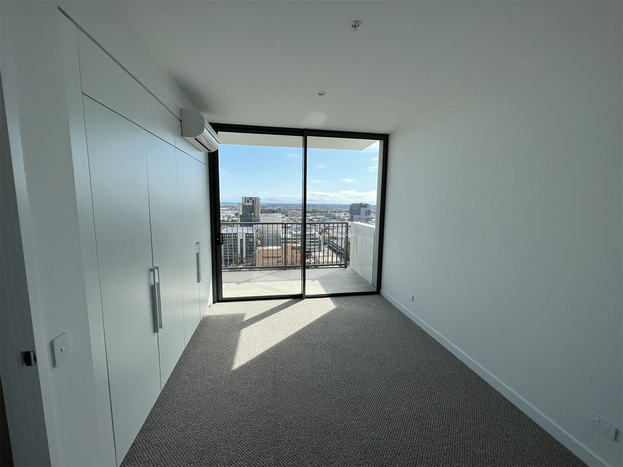 1908 / 17 Penny Place, Adelaide