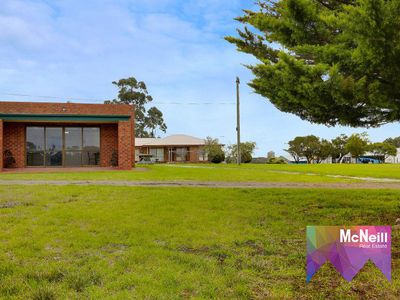 808 Moorooduc Highway, Mornington