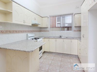 7 Chestnut Rd, Auburn