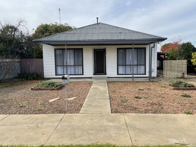 2 Victoria Street, Mooroopna