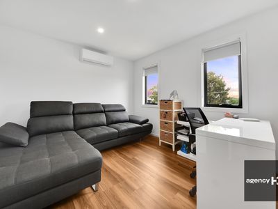 1 / 26 Gloria Avenue, Dandenong North