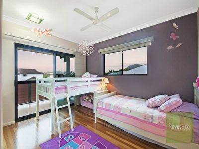 6 Lord Howe Promenade, Douglas