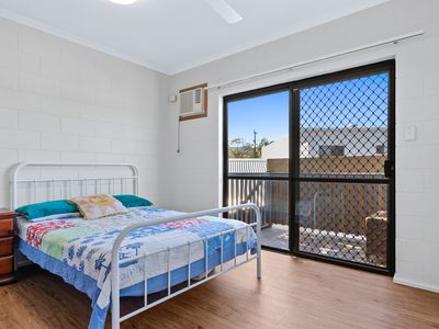 4 / 457 Severin Street, Manunda