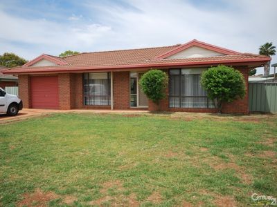 10  Eumung Street, Dubbo