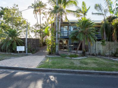 1 / 2 Lewis Street, Airlie Beach