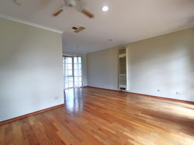 1 Eyebright Square, Hallam