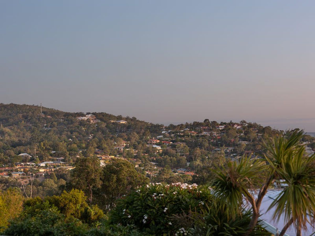 42 Carawatha Avenue, Mount Nasura