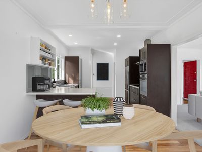 20 & 20A Brian Crescent, Stanmore Bay