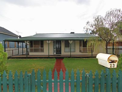 23 Broadarrow Road, Kalgoorlie