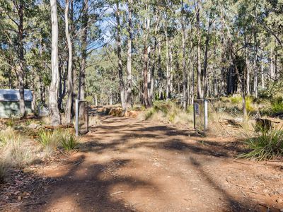 71 Lake View Road, Lake Leake