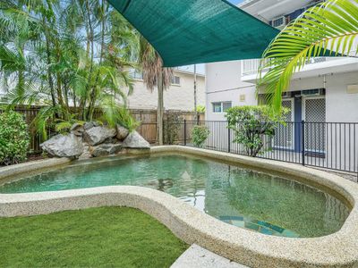 1 / 6 Springfield Crescent, Manoora