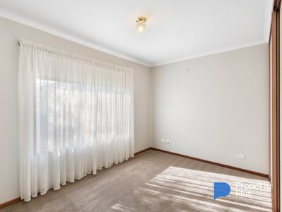 2 / 164 Neale Street, Flora Hill