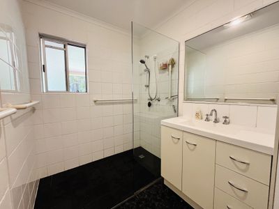 77 Summit Road, Pomona