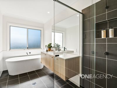 44 Carrington Park Drive, Nowra