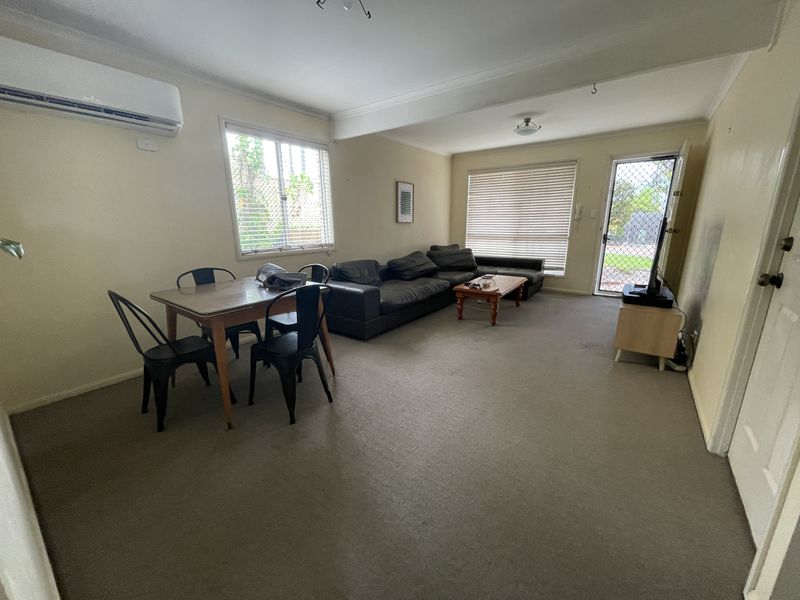 property_name(property)