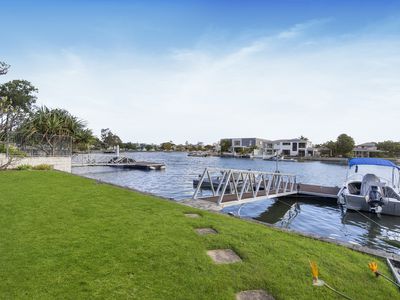 4 / 18 Back Street, Biggera Waters