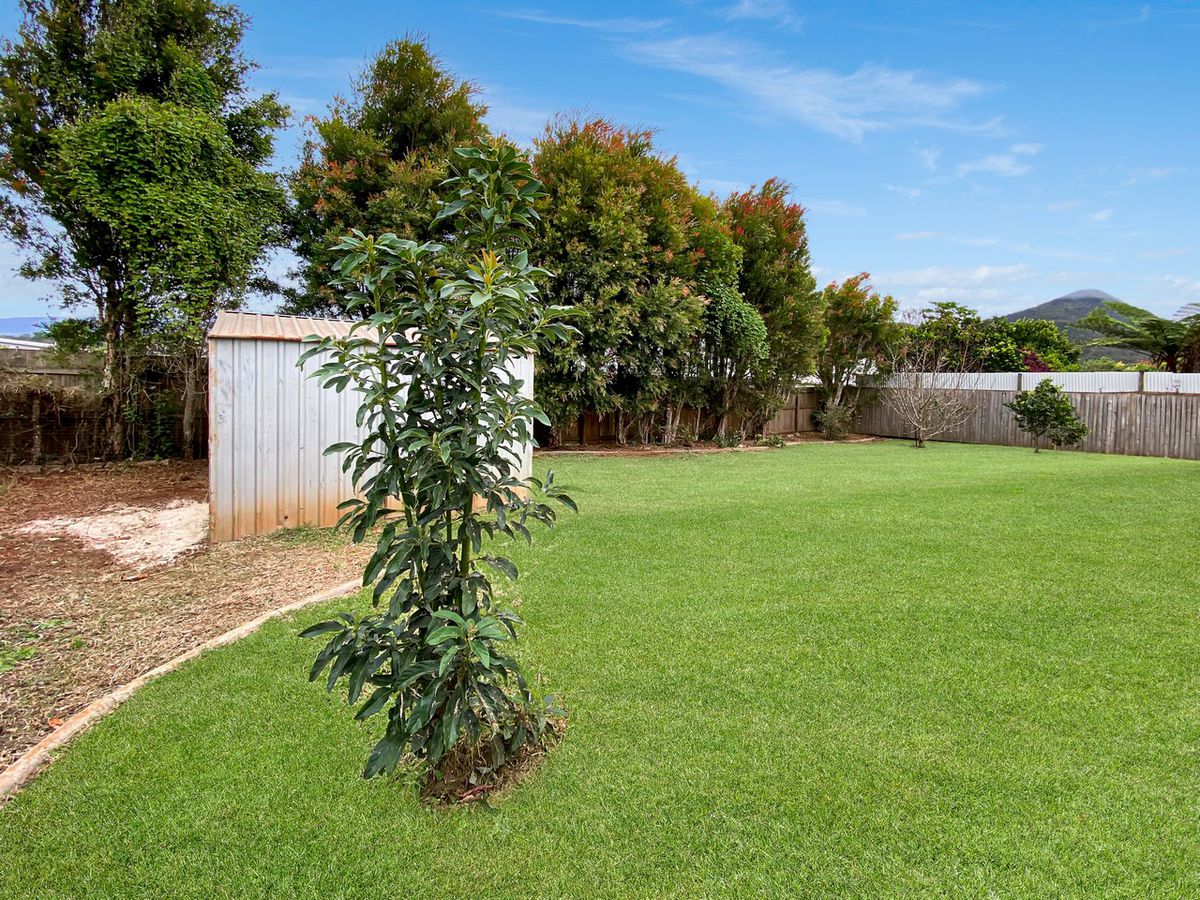 5 Larkin Close, Atherton