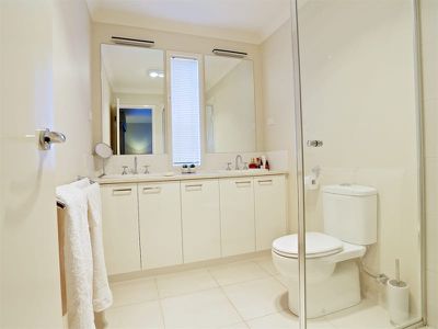 3 Lakeside Dr, Nagambie