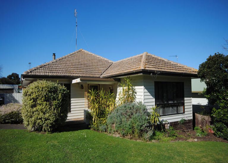 8 Sutton Avenue, Portland