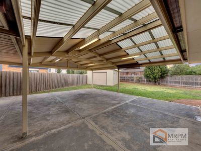4 Lucy Close, Tarneit