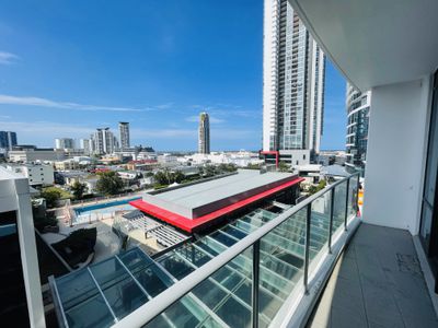 30601 / 9 Lawson Street , Southport