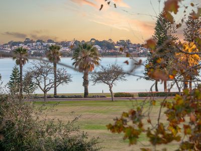 2 / 42 Terrace Road, East Perth