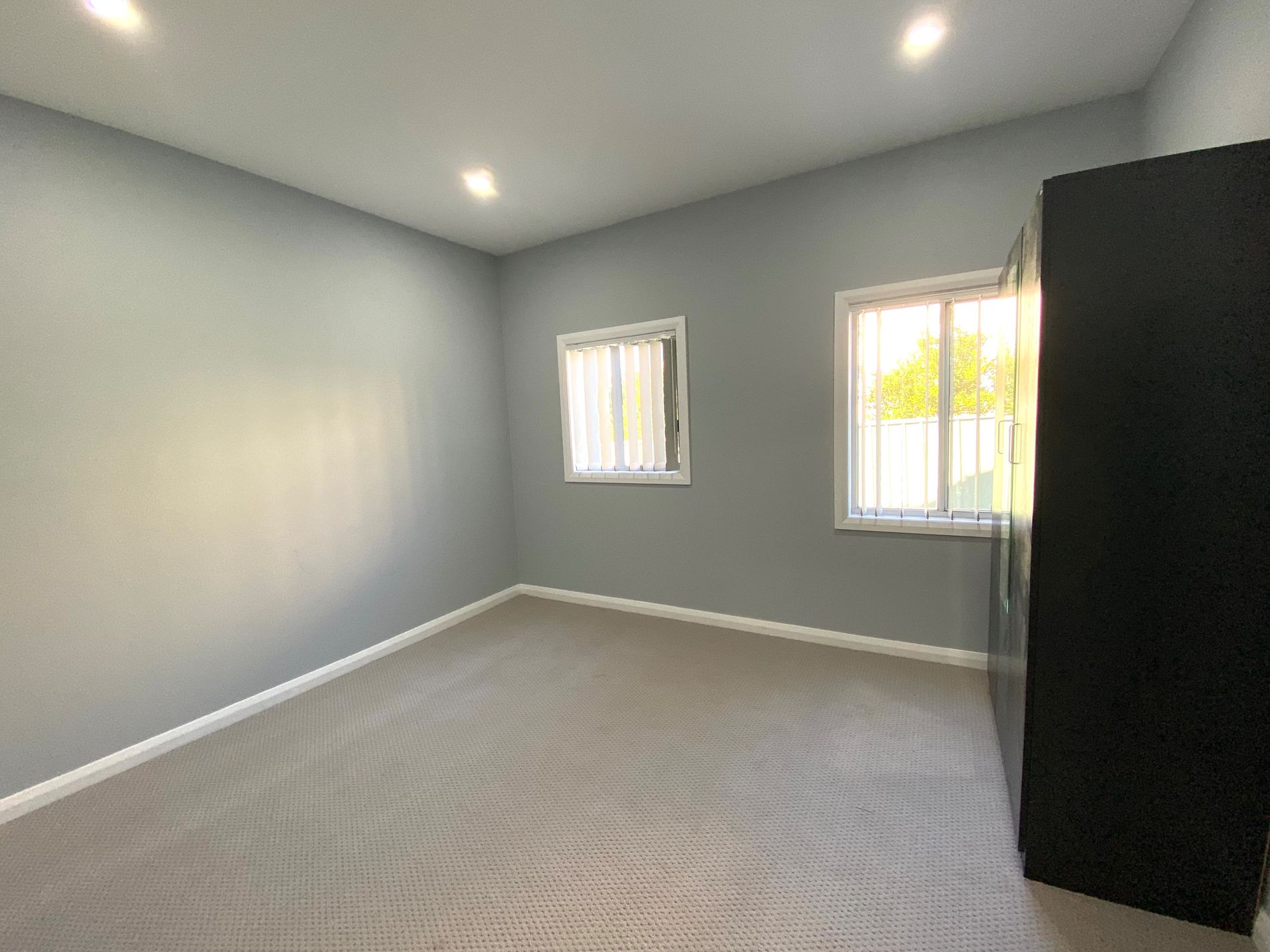 76 Stoney Creek Road, Beverly Hills