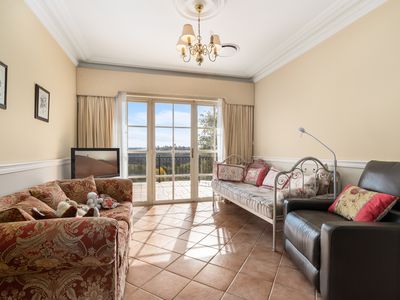 37 Burn Road, Orange